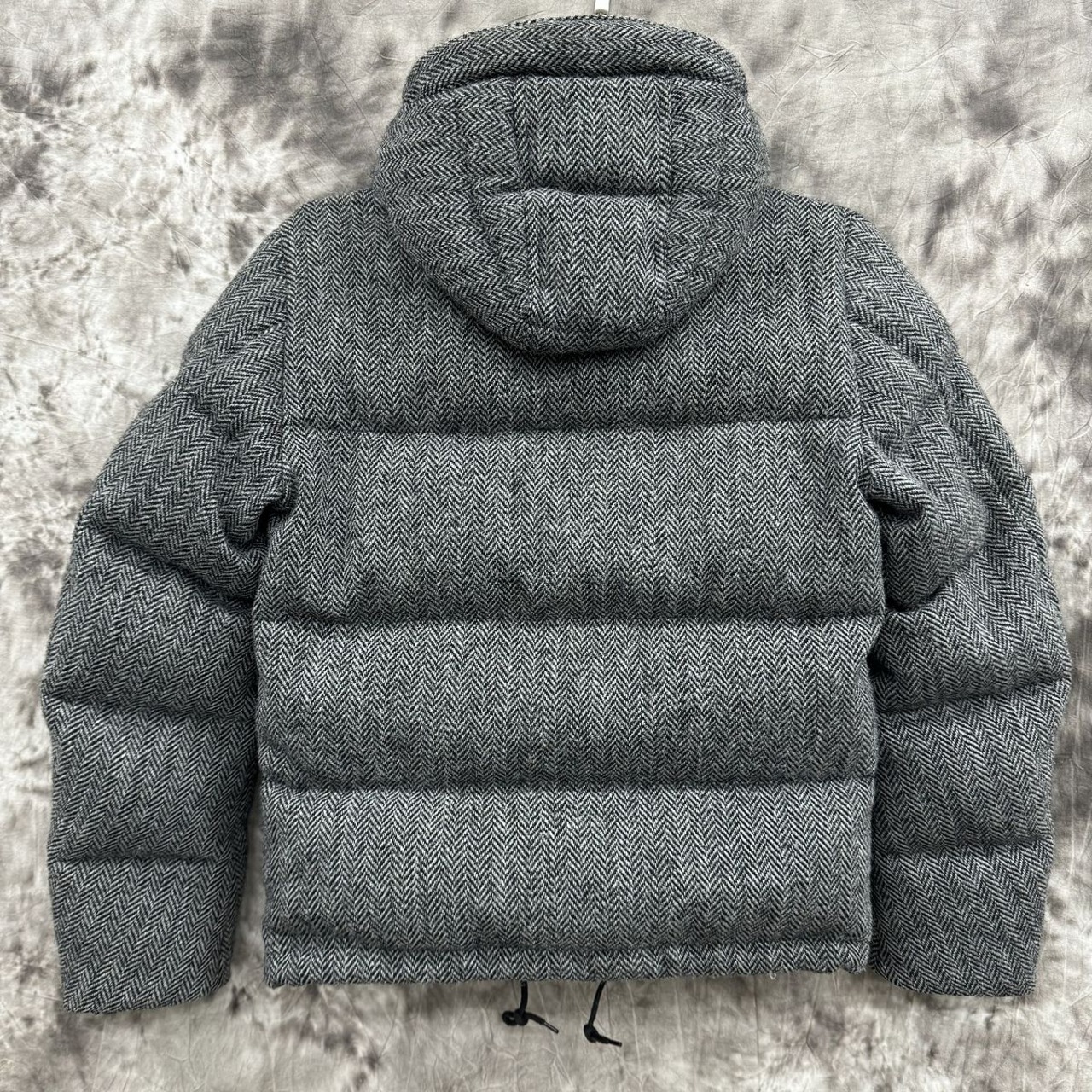 MONCLER/モンクレール AOYAMA 青山店1周年記念限定 ヘリンボーン 