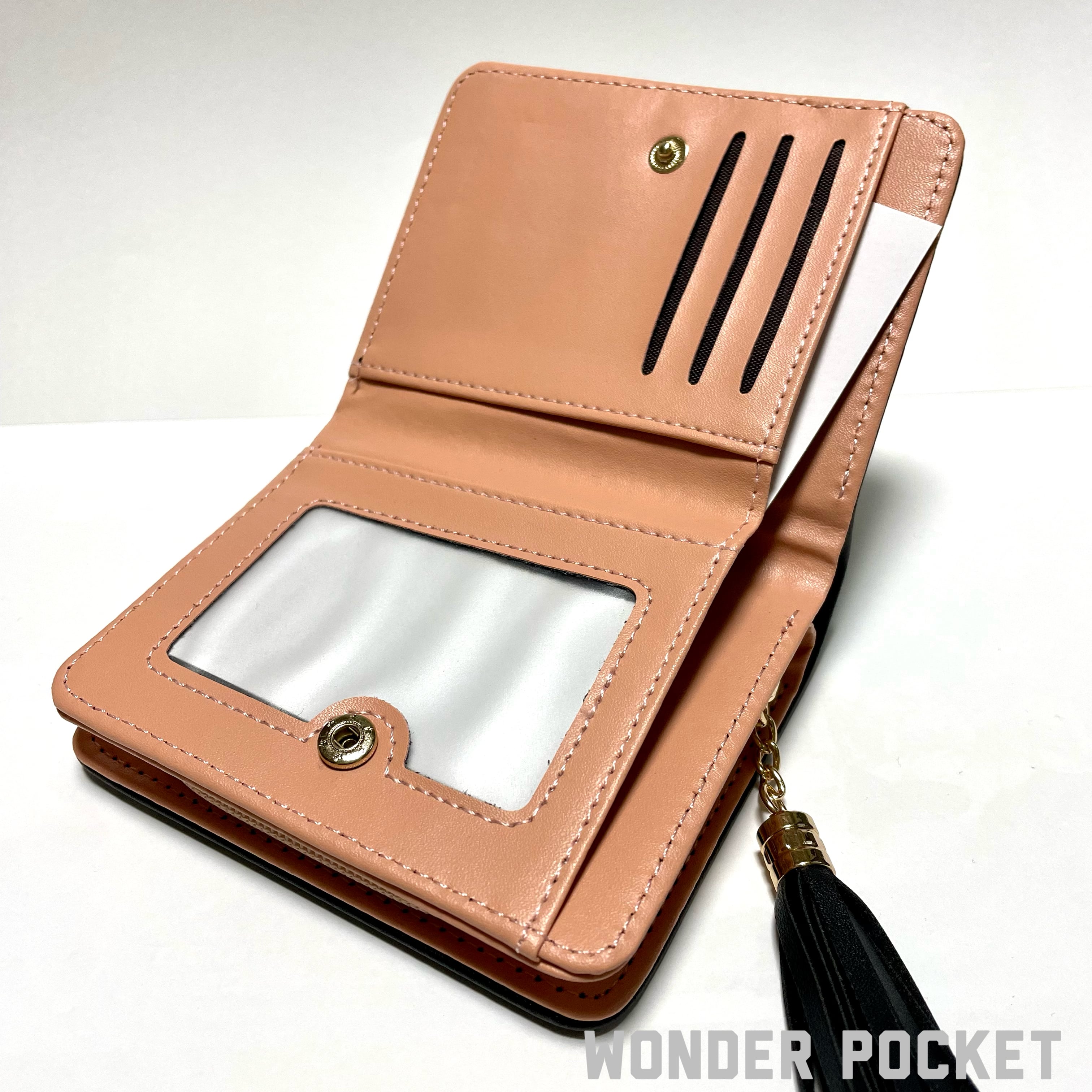 ビジューオトナ可愛い猫さん財布 日本未発売 ビジューな黒猫のシルエットの二つ折財布 | WONDER POCKET