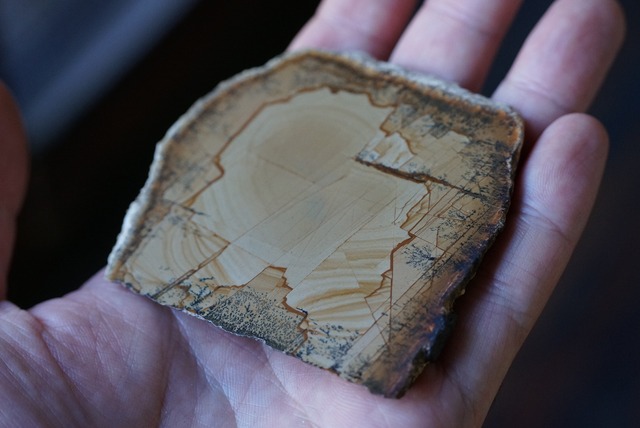 パエジナストーン Paesina Stone 685