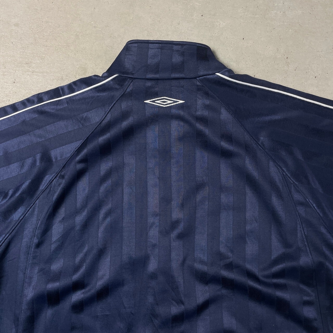 00年代 UMBRO アンブロ トラックジャケット ジャージ メンズL-XL相当 