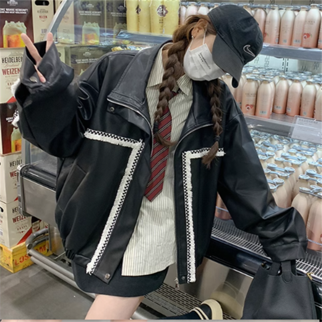 【送料無料】 アウター レザージャケット 羽織り 袖あり 長袖 Vネック フレア Aライン バイカラー PU生地 ポケット 異素材切り替え ドッキング かわいい 大人可愛い 綺麗 シンプル カジュアル 大人 おしゃれ お洒落 大人女子 こなれ感 コンサバ 定番アイテム 体型カバー 無地 秋 30代 40代 レディース 女性用 ママ デート お出かけ 女子会 お呼ばれ お茶会 授業参観 休日 アウトドア 着回し 普段使い オルチャン 韓国 ファッション スタイル オーバーシルエット   インスタ映え