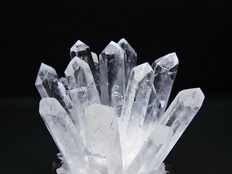 水晶 クラスター 水晶 原石 水晶クラスター 台座付属 一点物 182-8577