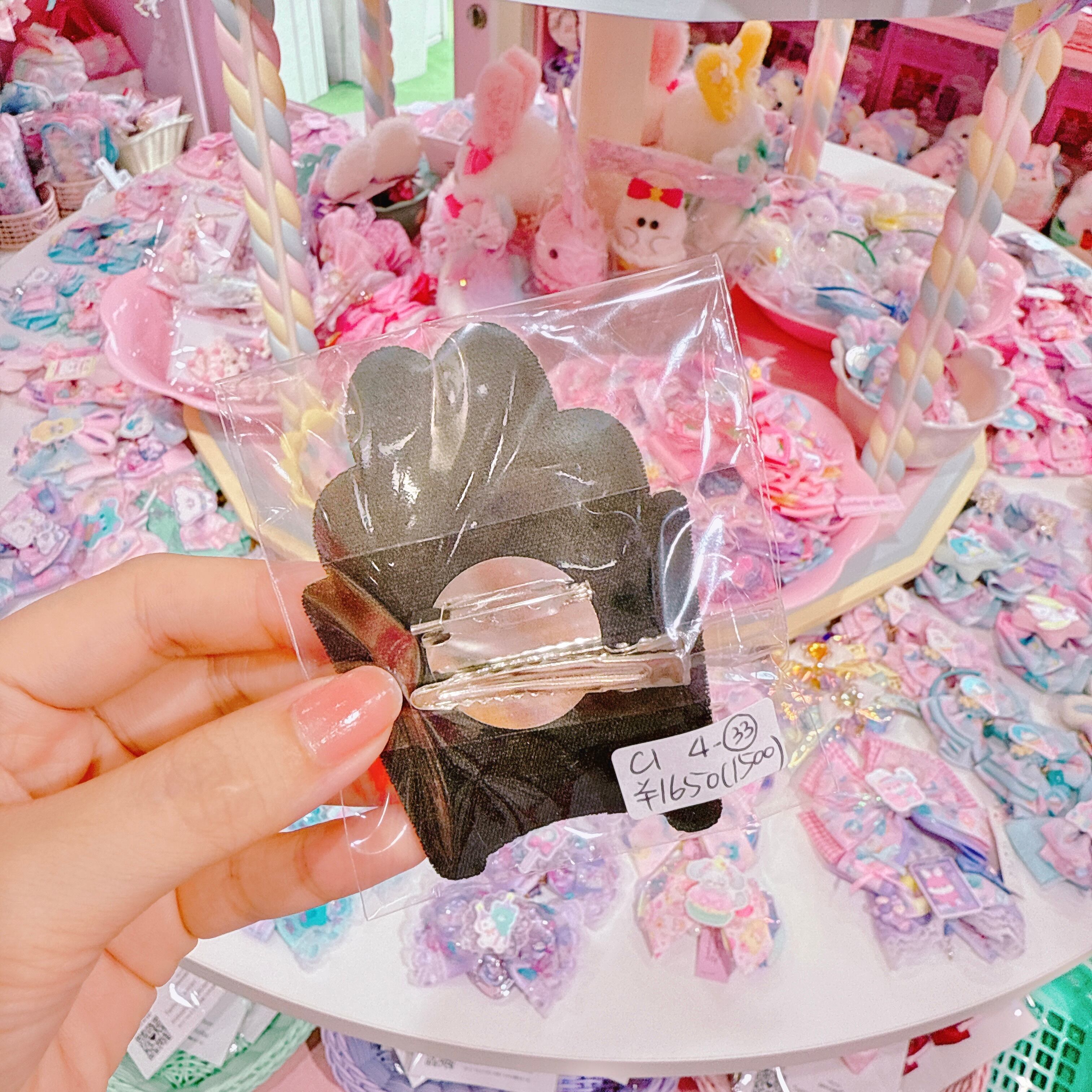 【C1】4-33クリップブローチ