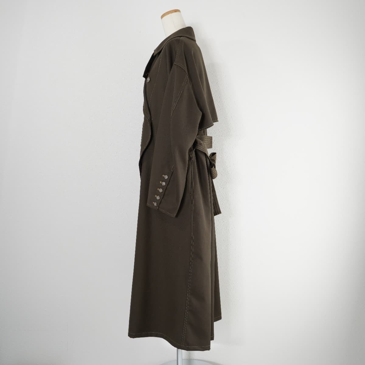 Ameri vintage wave front over coat