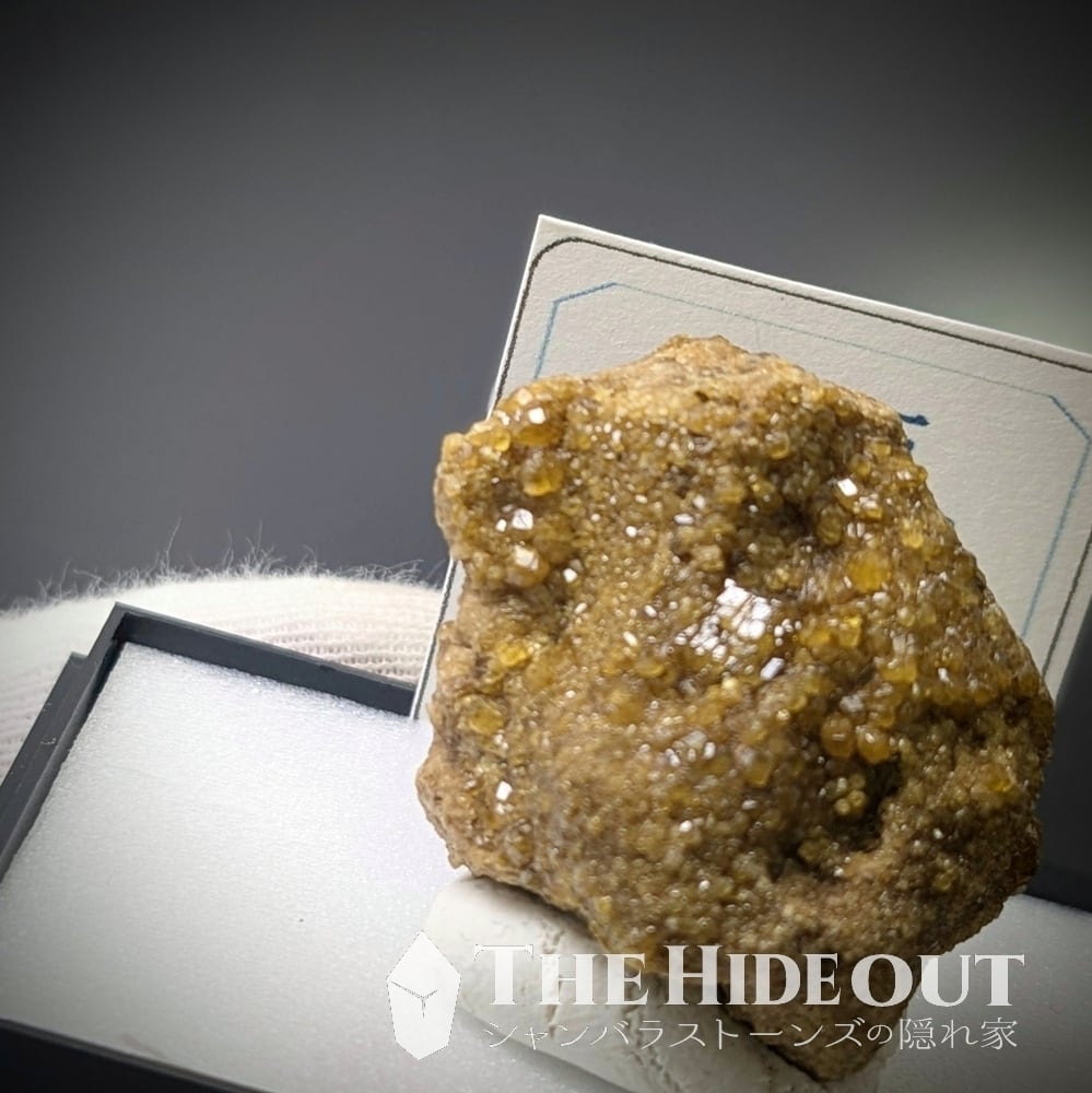 日本国産鉱物標本065 埼玉県秩父市中津川秩父鉱山橋掛沢産