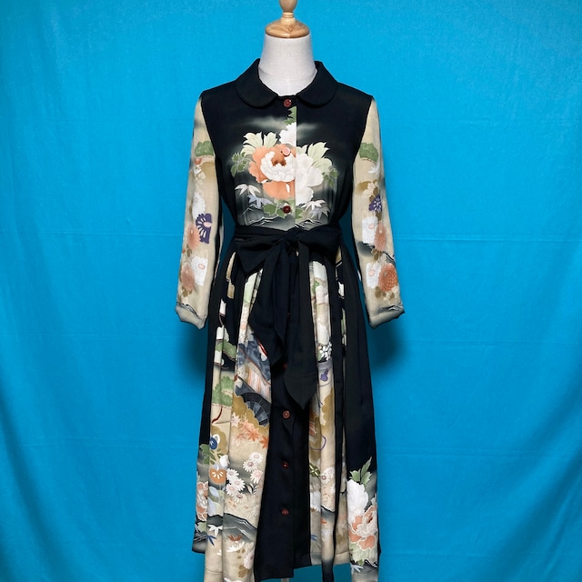 Vintage black kimono dress/ US 6 江戸褄刺繍丸襟