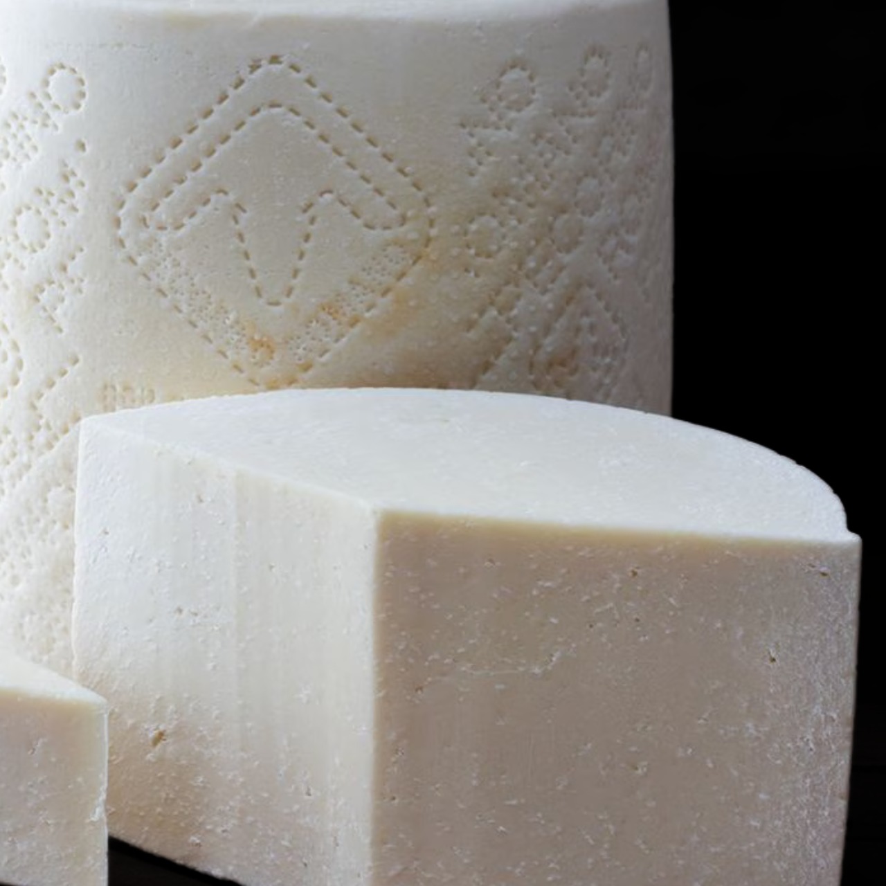 イタリア産 グラスフェッド ペコリーノ・ロマーノ 9ヶ月熟成 10kg 業務用 Grassfed Pecorino Romano 9 Months Aged 10kg | Professional Large Volume