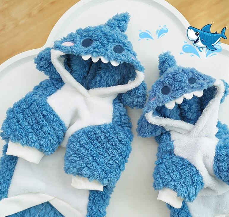 おすすめ☞《予約》№1103087 にっこりサメパーカー