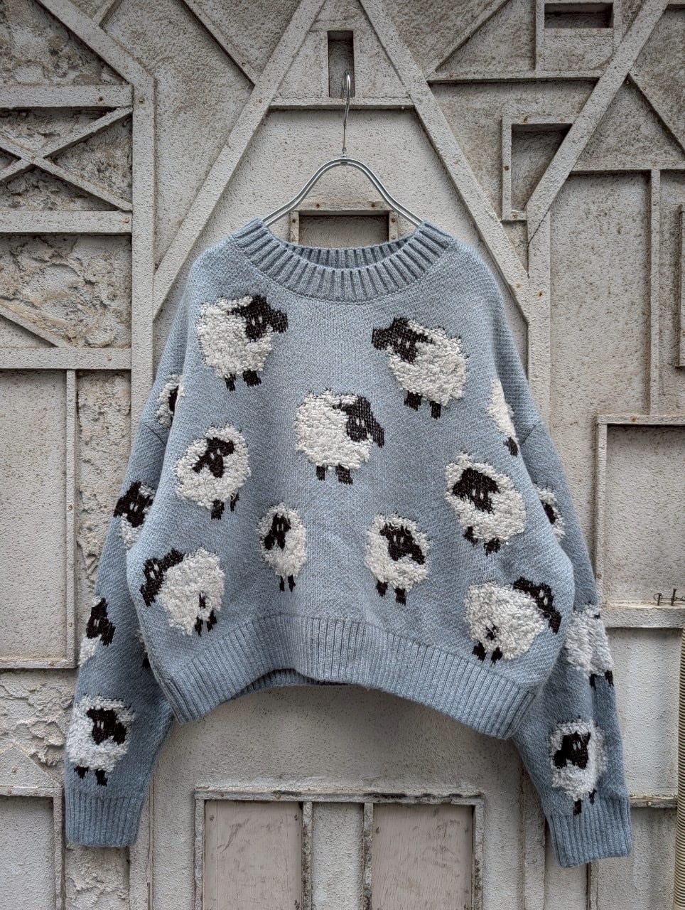 "SHEEP PATTERN KNIT"