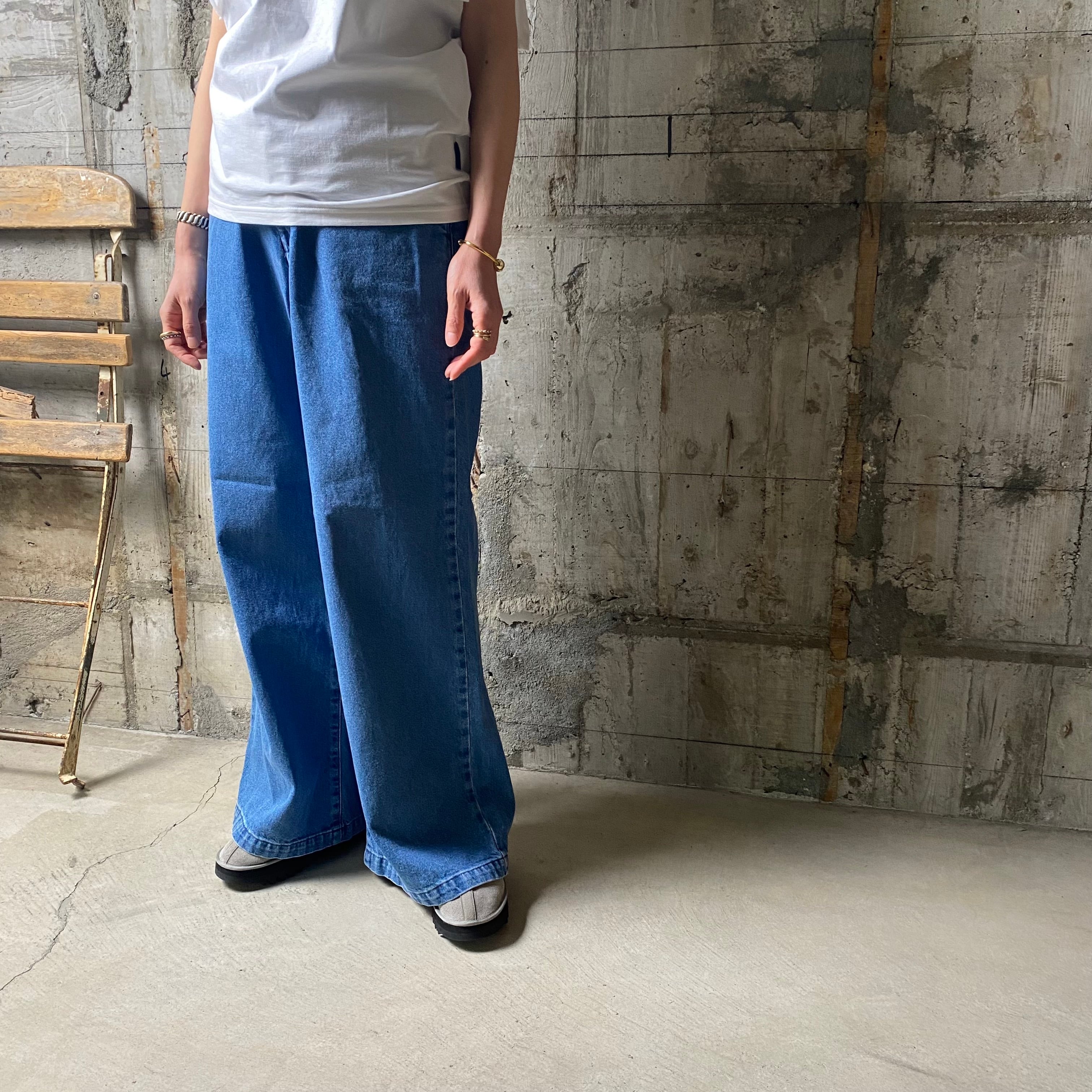 HYKE【ハイク】 DENIM WIDE LEG PANTS (13249 Col /USED WASH BLUE). | glamour  online powered by BASE