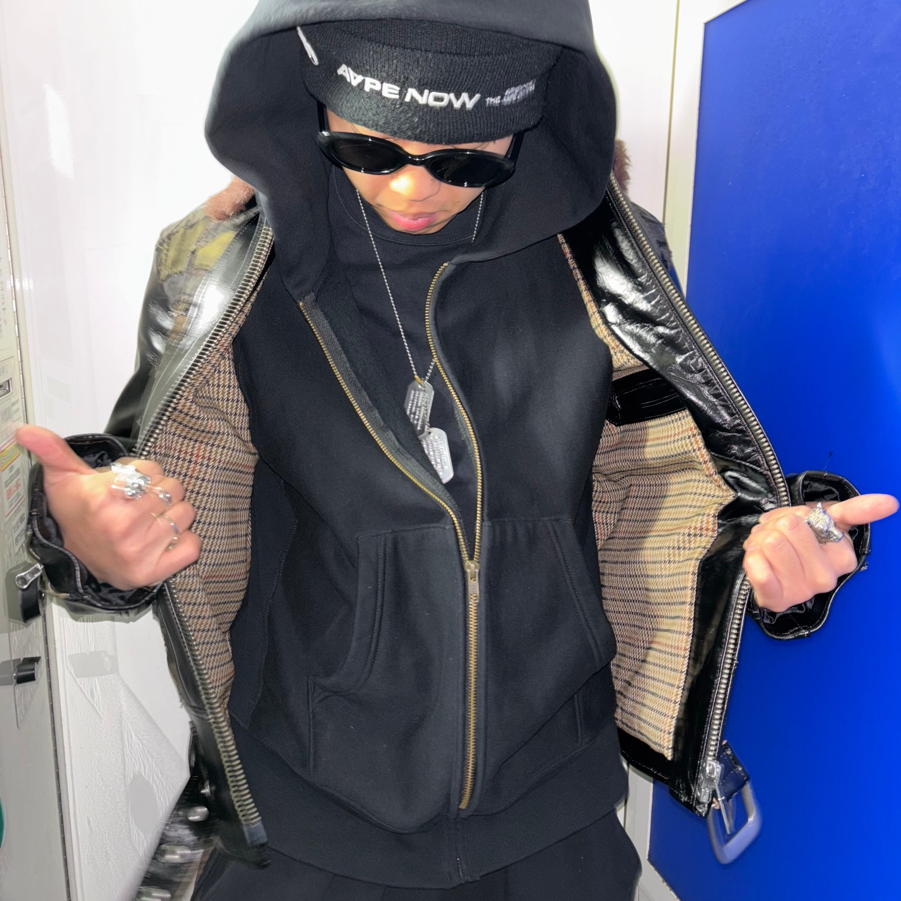 blackmeans 945-78TJ387-1 (BLACK×BLACK) | HEIGHTS Online Store