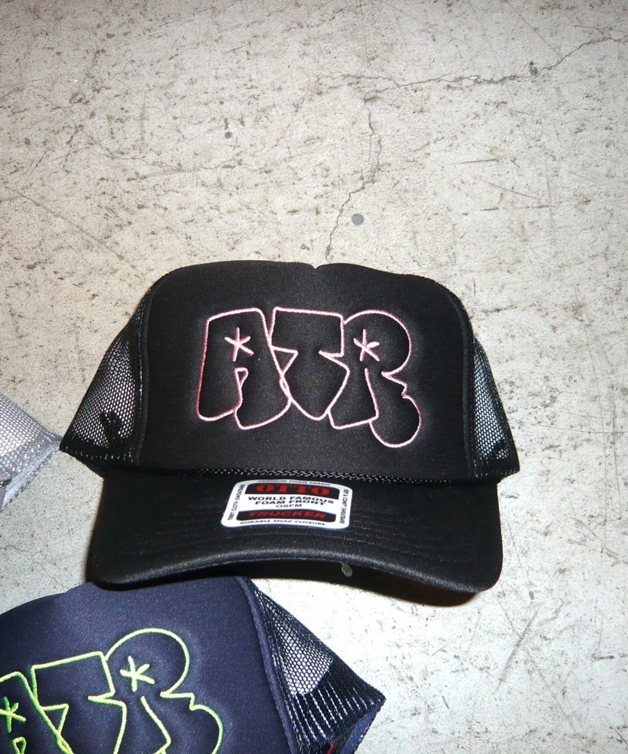 DISK ATR LOGO CAP