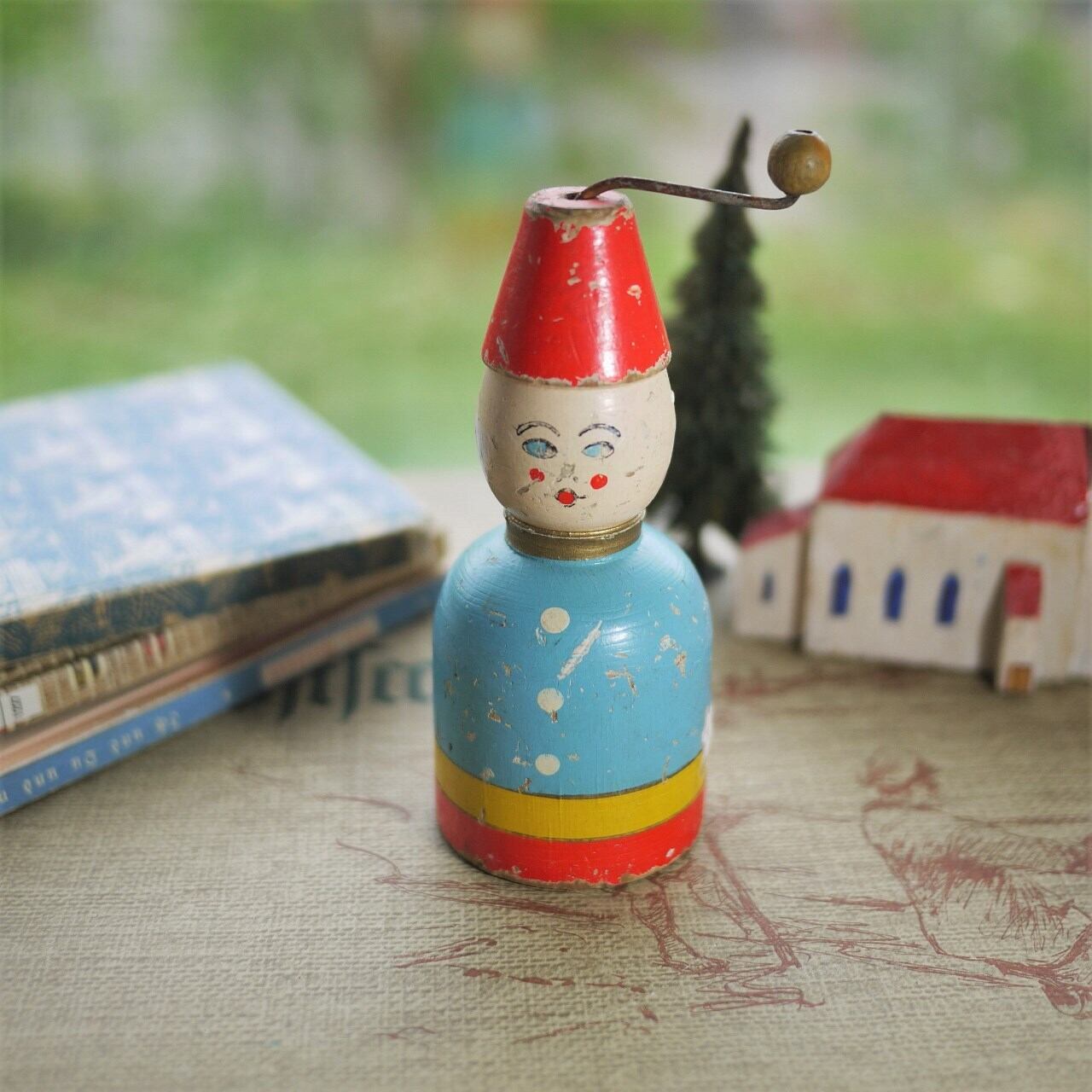 手回し楽器玩具 道化師人形 ノイズメーカー