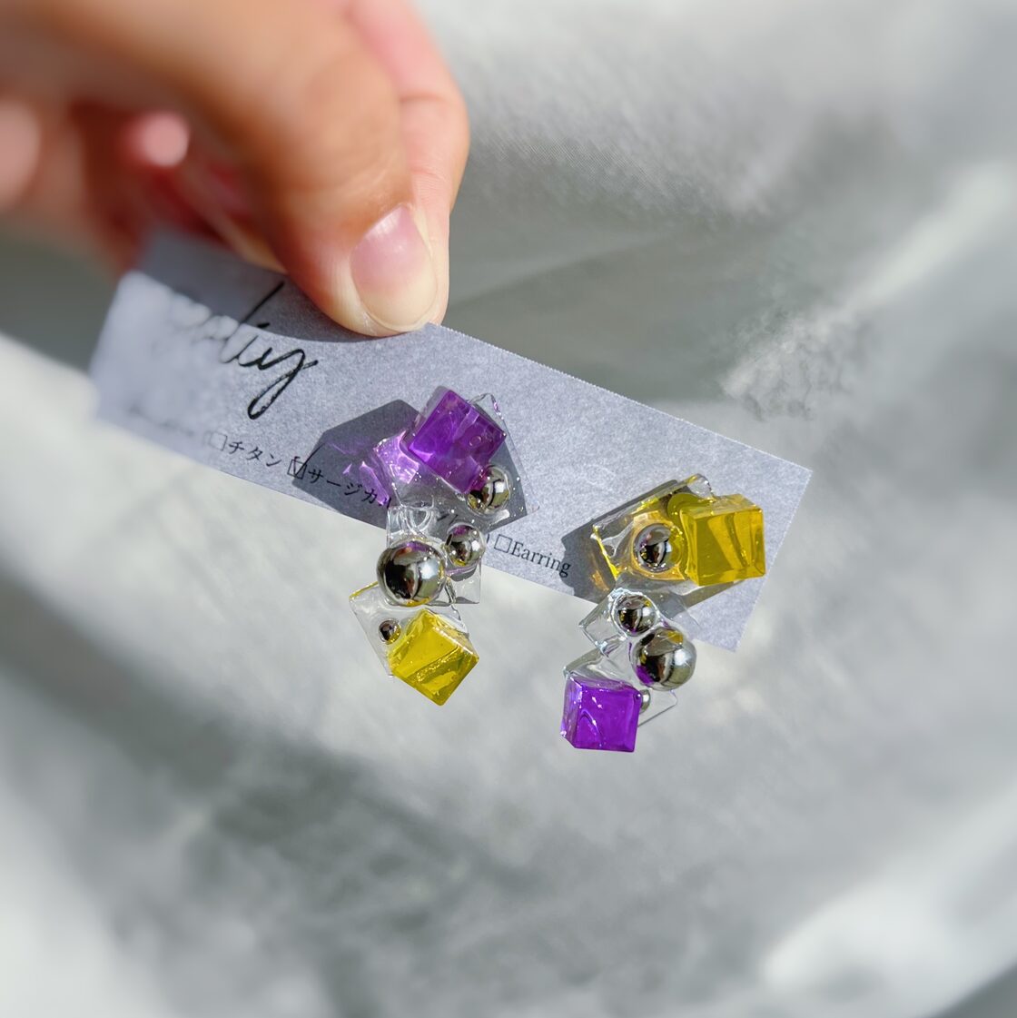 再販】まるで氷 ピアス イヤリング レジンパーツ×シルバービーズ 