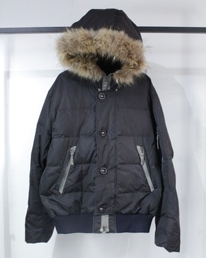 【Caka BLACK】Reflector Line Short Length Down Hooded Jacket
