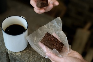 【送料込】心と体、環境にやさしい｜グルテンフリーのおからブラウニー（ホールサイズ）