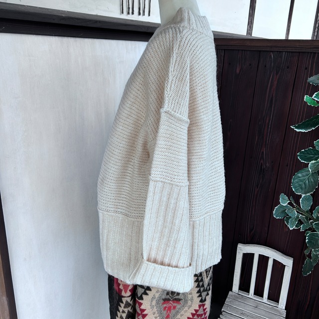 ざっくり切り替えニット