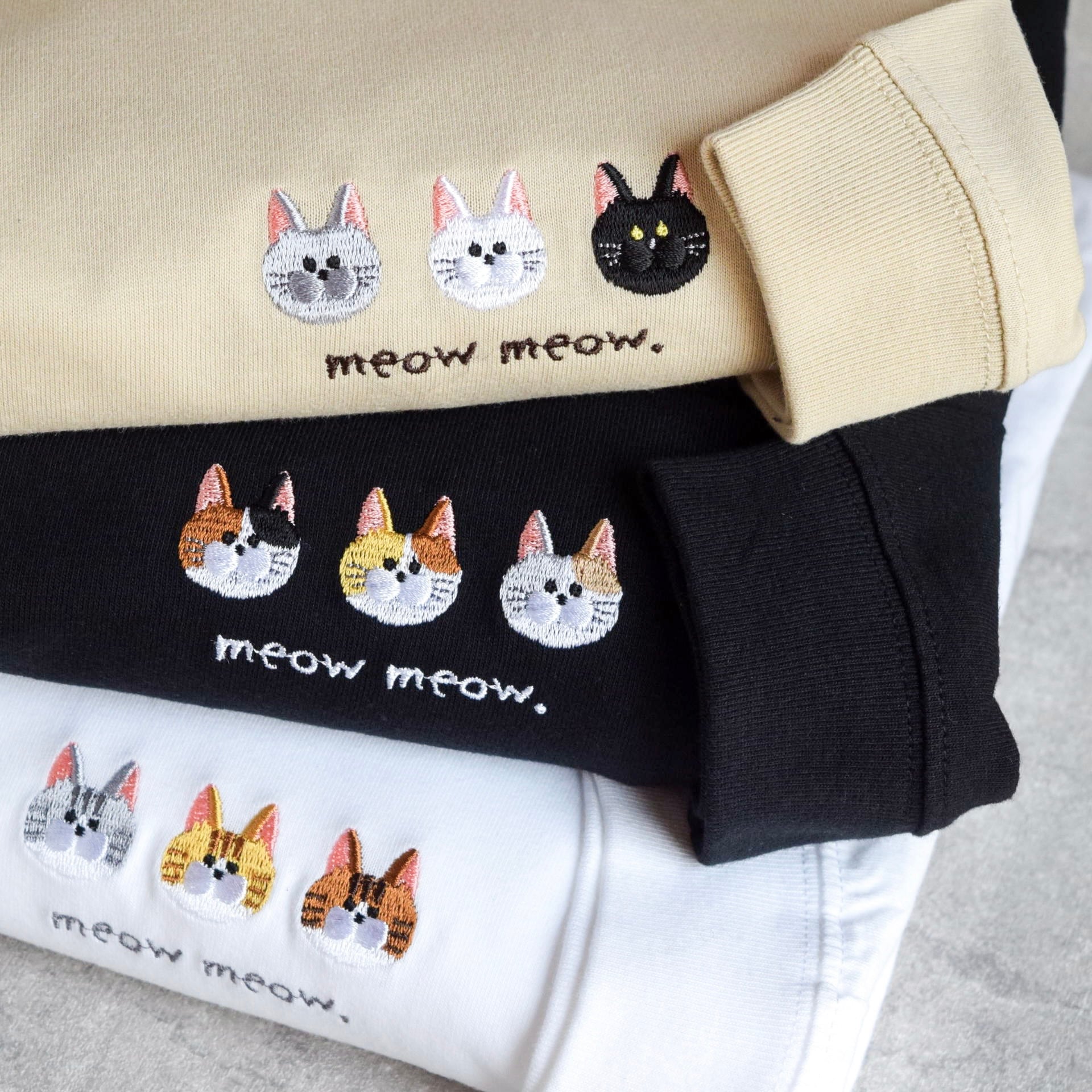 猫が選べる！刺繍ロングスリーブTシャツ【選べる3色】うちの子グッズ
