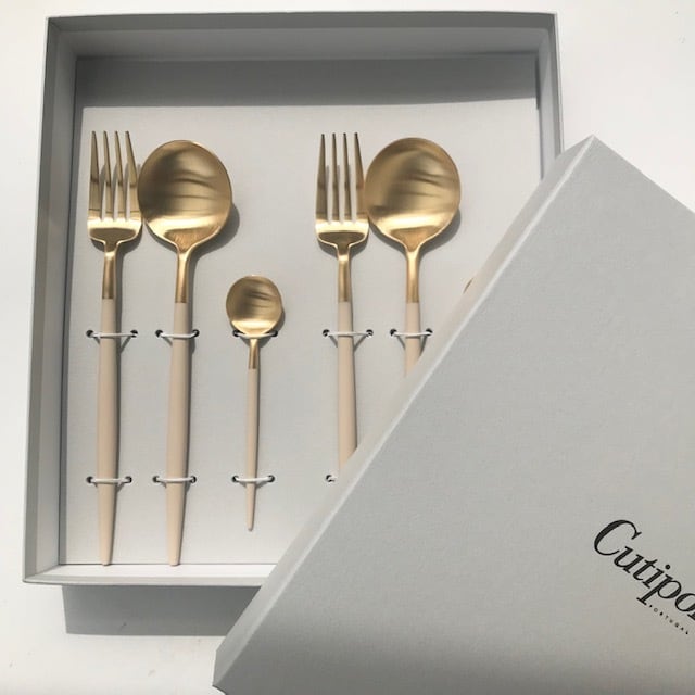クチポールゴア　アイボリー×ゴールド ディナーカトラリー2セット cutipol クチポール】ディナーセット2 GOA アイボリーゴールド 正規品