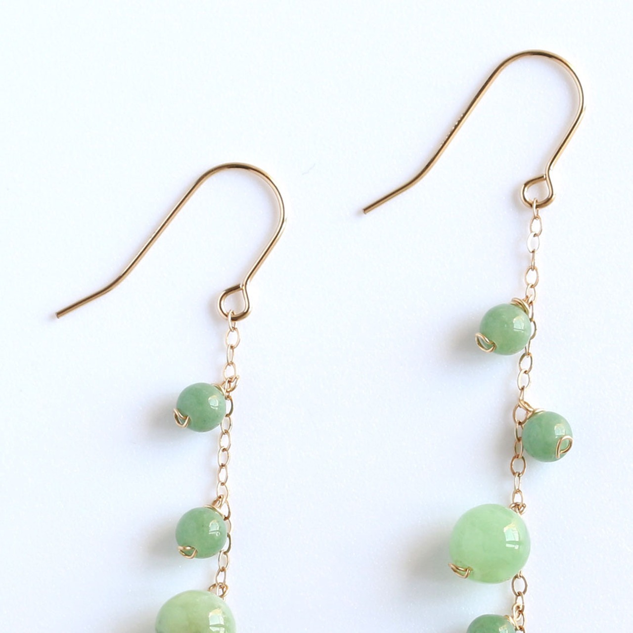 翡翠ピアス or イヤリング 天然石 エレガント眼鏡留めピアス A貨翡翠 jd_mm1058