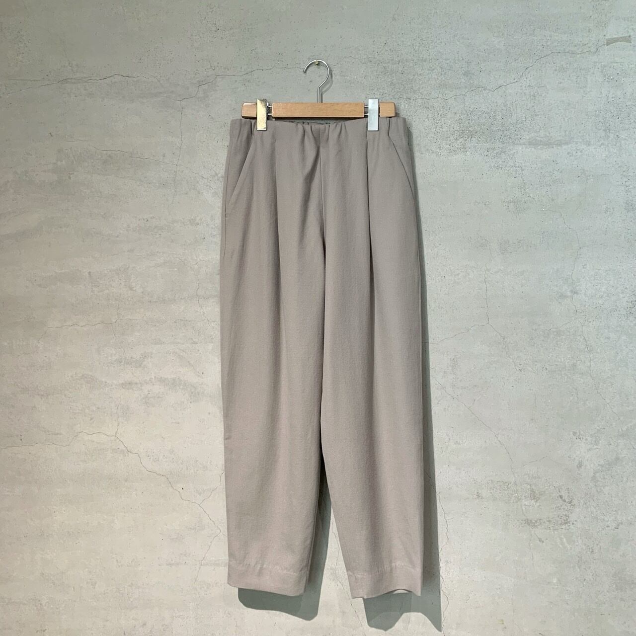 evam eva エヴァムエヴァ WOOL TUCK PANTS evam eva/エヴァムエヴァ | eighty88eight