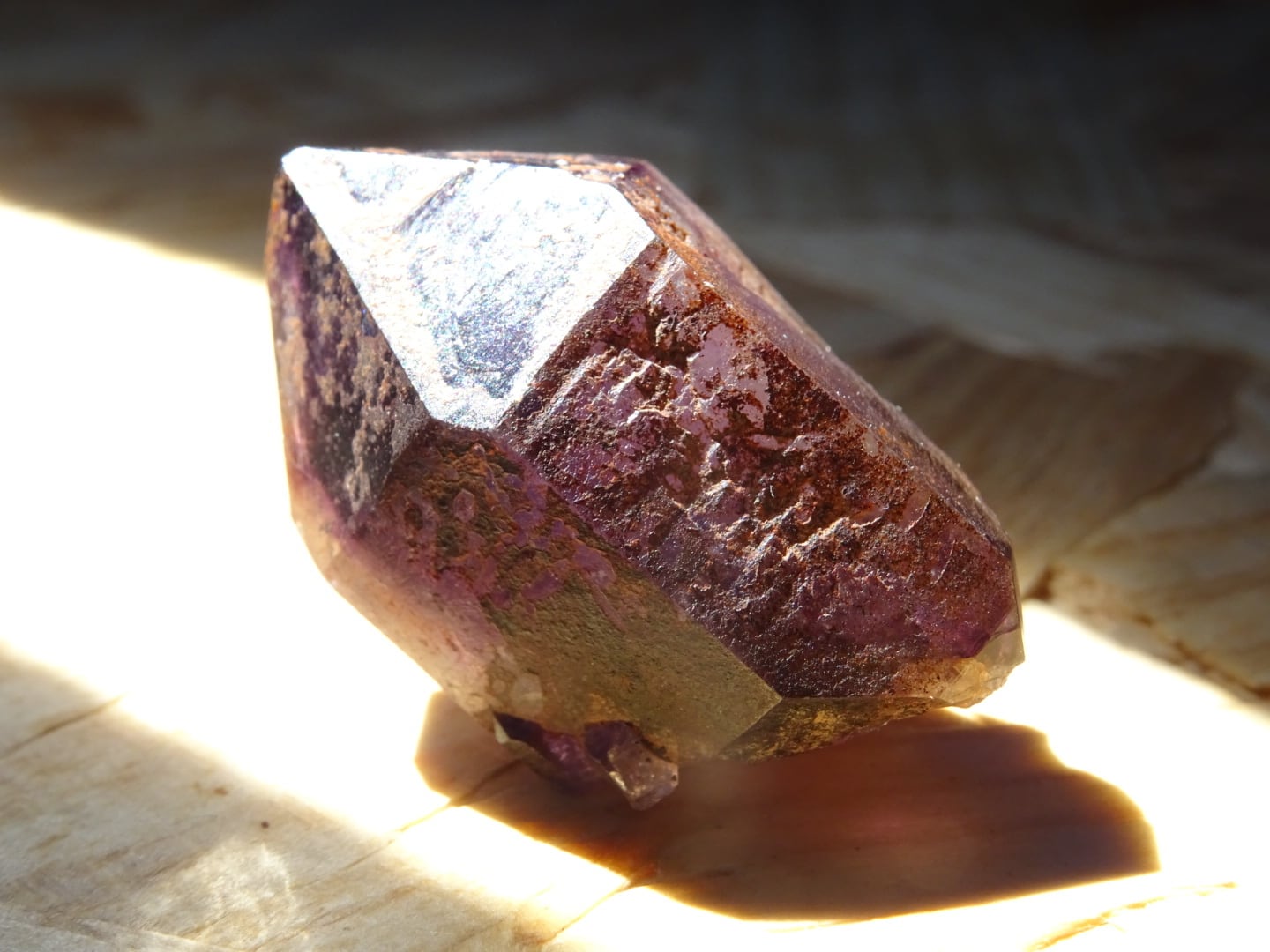 タンザニア産】アメジスト タンザニアSongea産 捻じれアメジスト