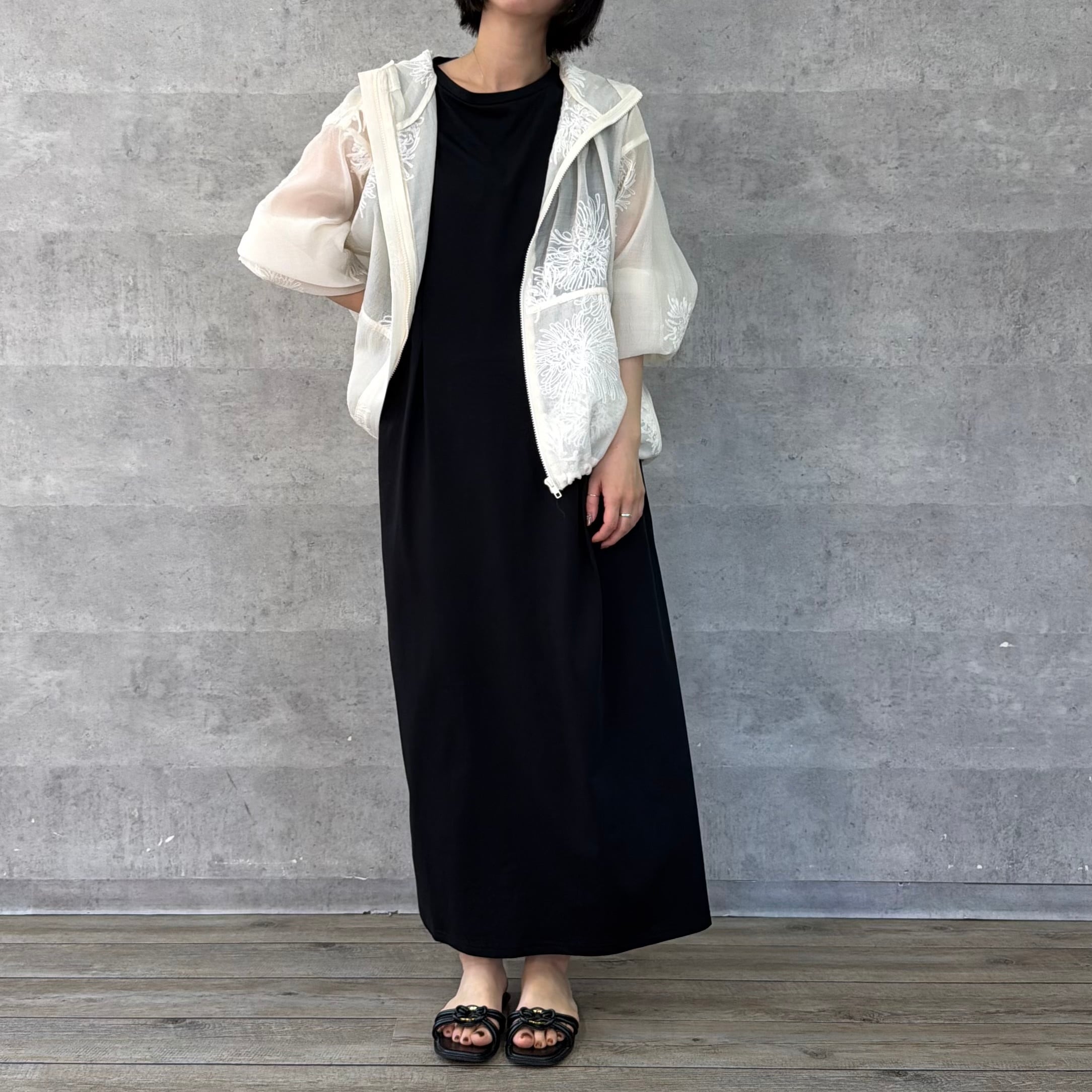 フラワーシアージップフーディー（NO.85262401） | AnnaKerry