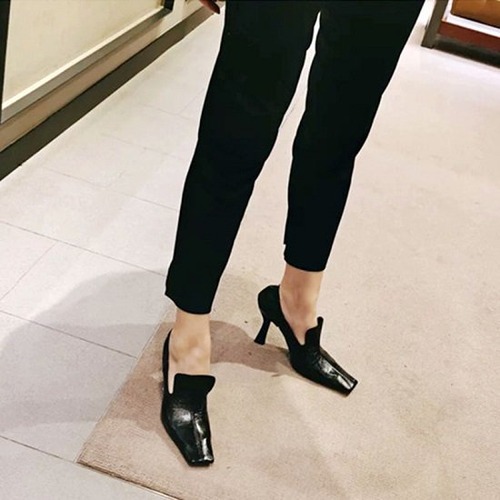 パンプス スクエアトゥ ローファー ヒール レザーパンプス 通勤 レディース ハイヒール 美脚 歩きやすい スクエアパンプス オフィス シンプル 8cm 春秋 パンプス スクエアトゥ ローファー