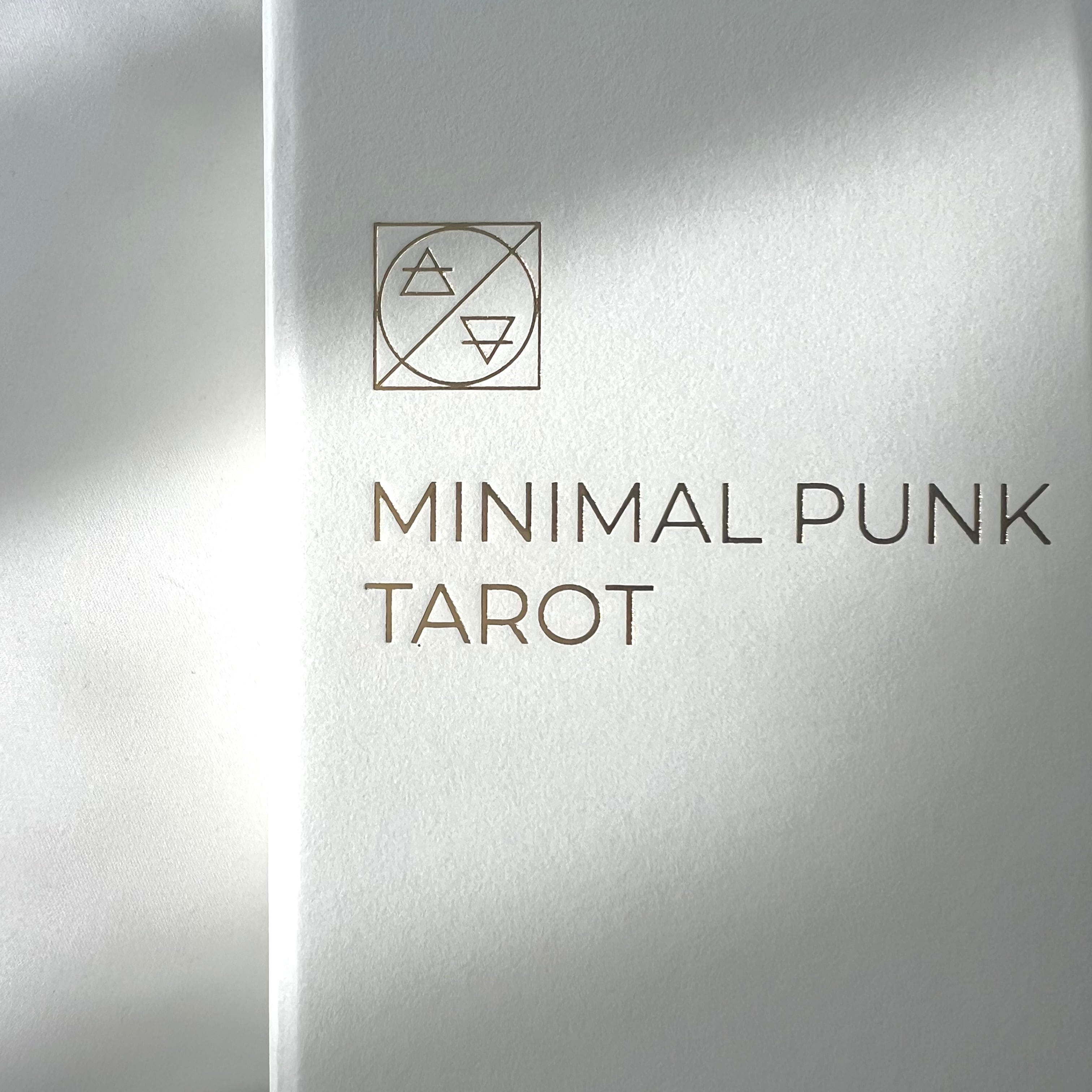MINIMAL PUNK TAROT 限定数 | AOA museum SHOP