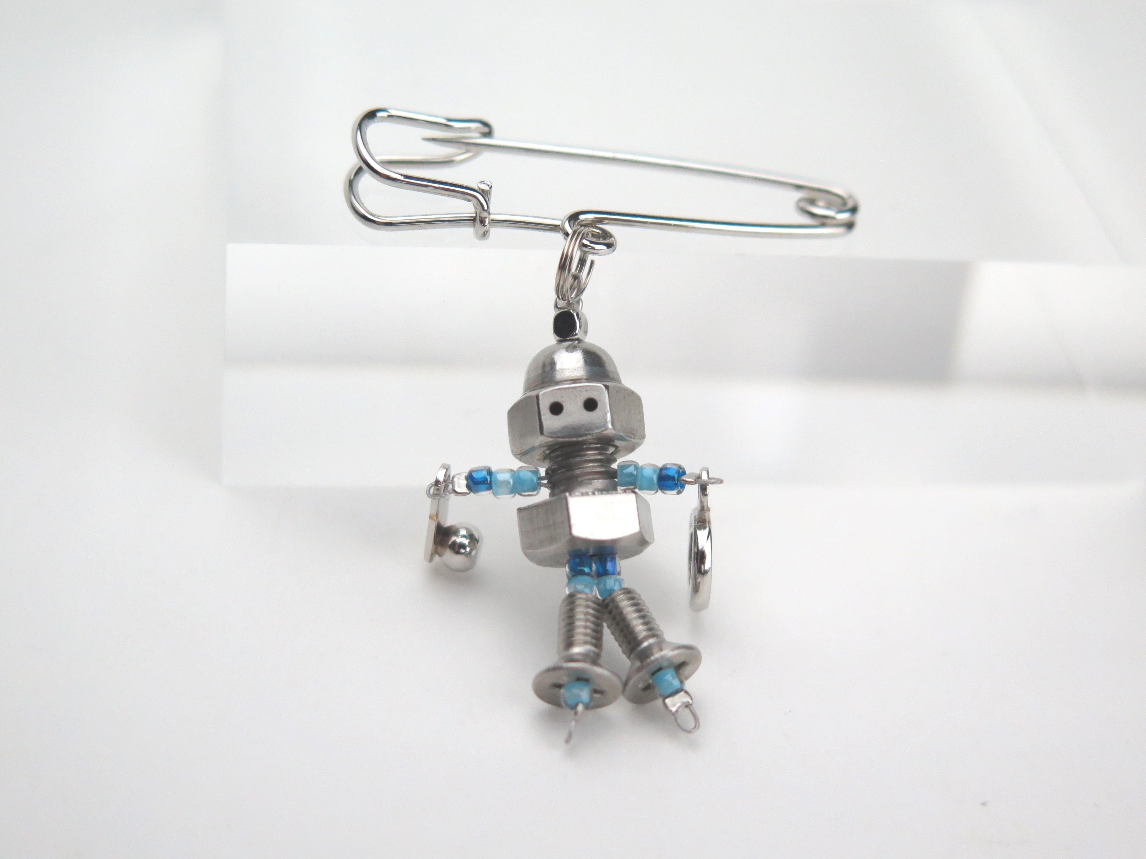 estro robot litght blue ライトブルー