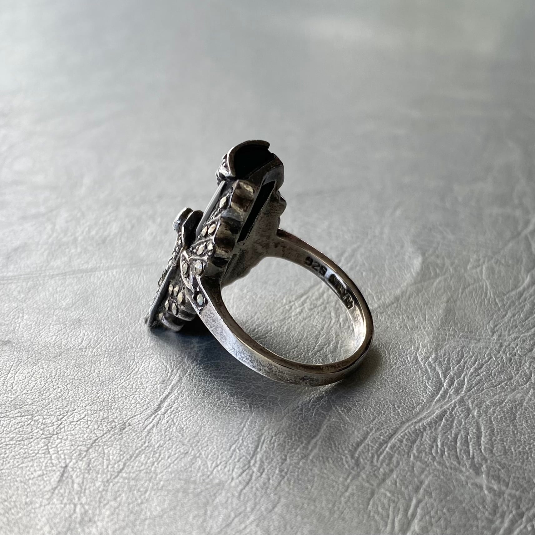 Vintage 70〜80s USA silver 925 onyx × marcasite classical ring