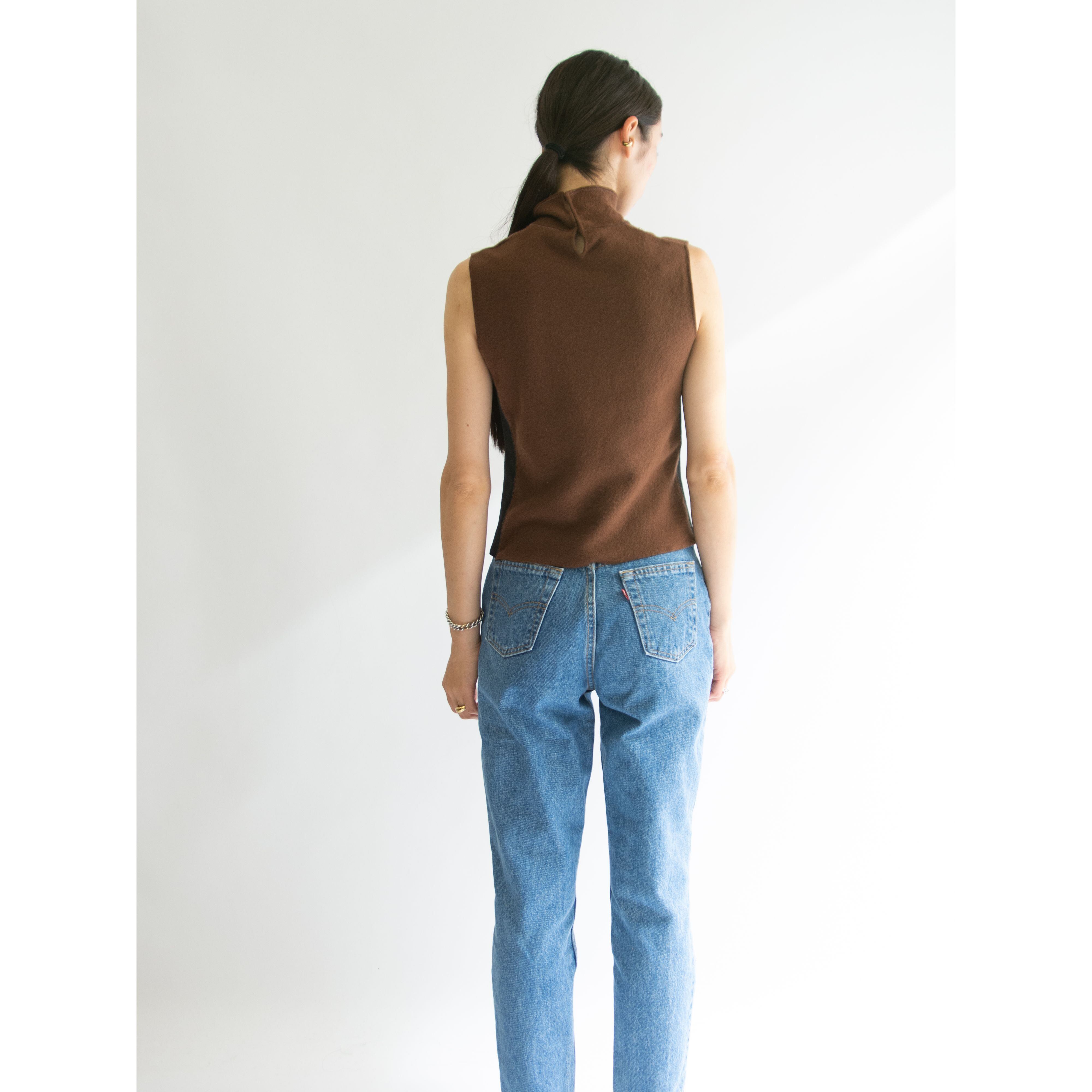 【Salvatore Ferragamo】Made in Italy 100% Wool High Neck Sleeveless Top(サルヴァトーレ フェラガモ イタリア製ハイネック ウールノースリーブトップス)