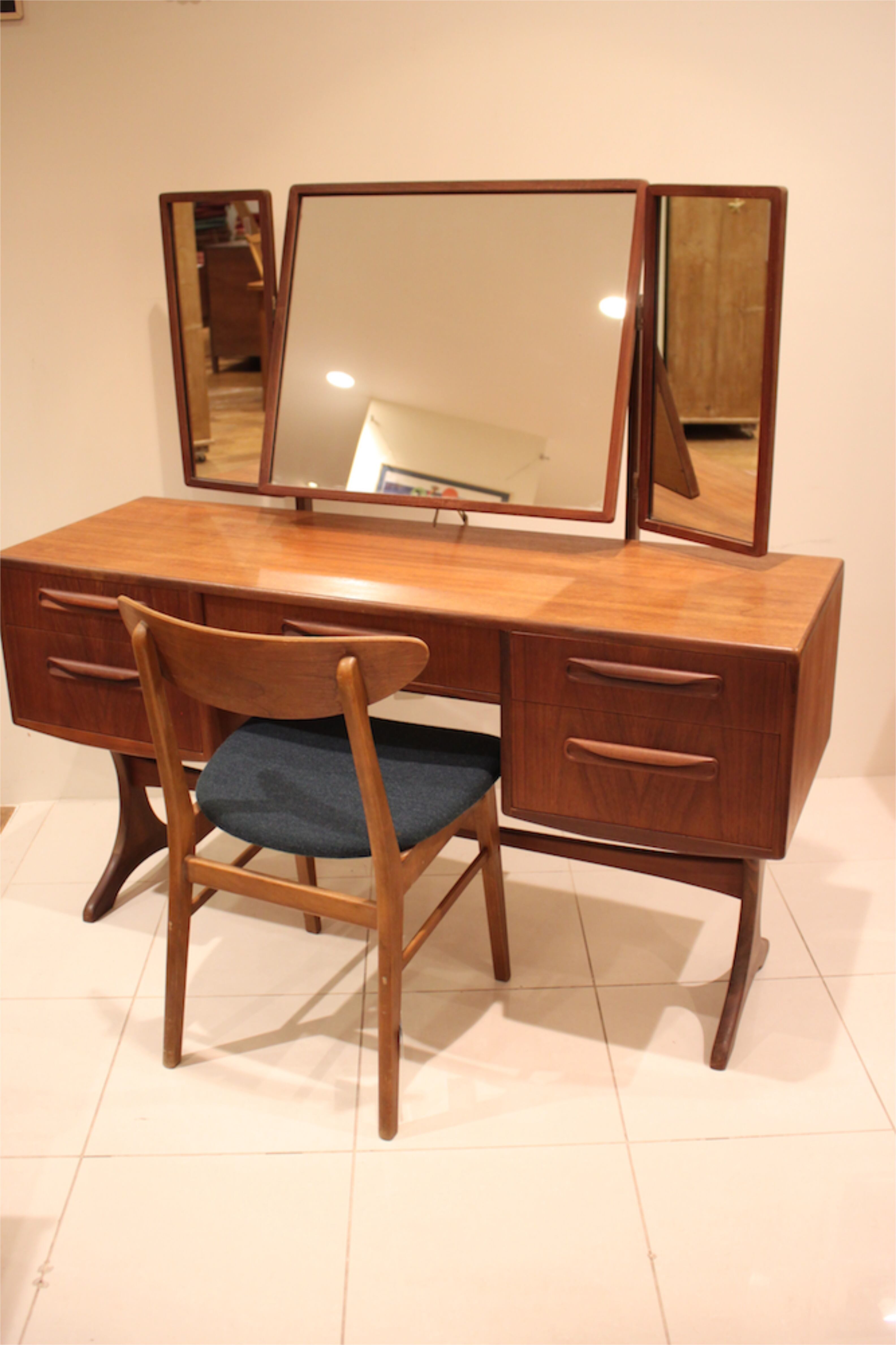 G-PLAN3面ドレッサー | 北欧.Style＋1 ANTIKAとモダン.