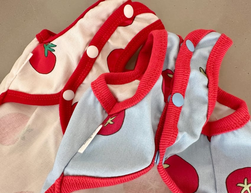 tomato all in one S ~ XL 2color / 犬服 新作 夏 袖なし 可愛い犬の服 ドッグウェア オールインワン  ペット ワンコ服 小型犬 中型犬 猫 ロンパース tsu45