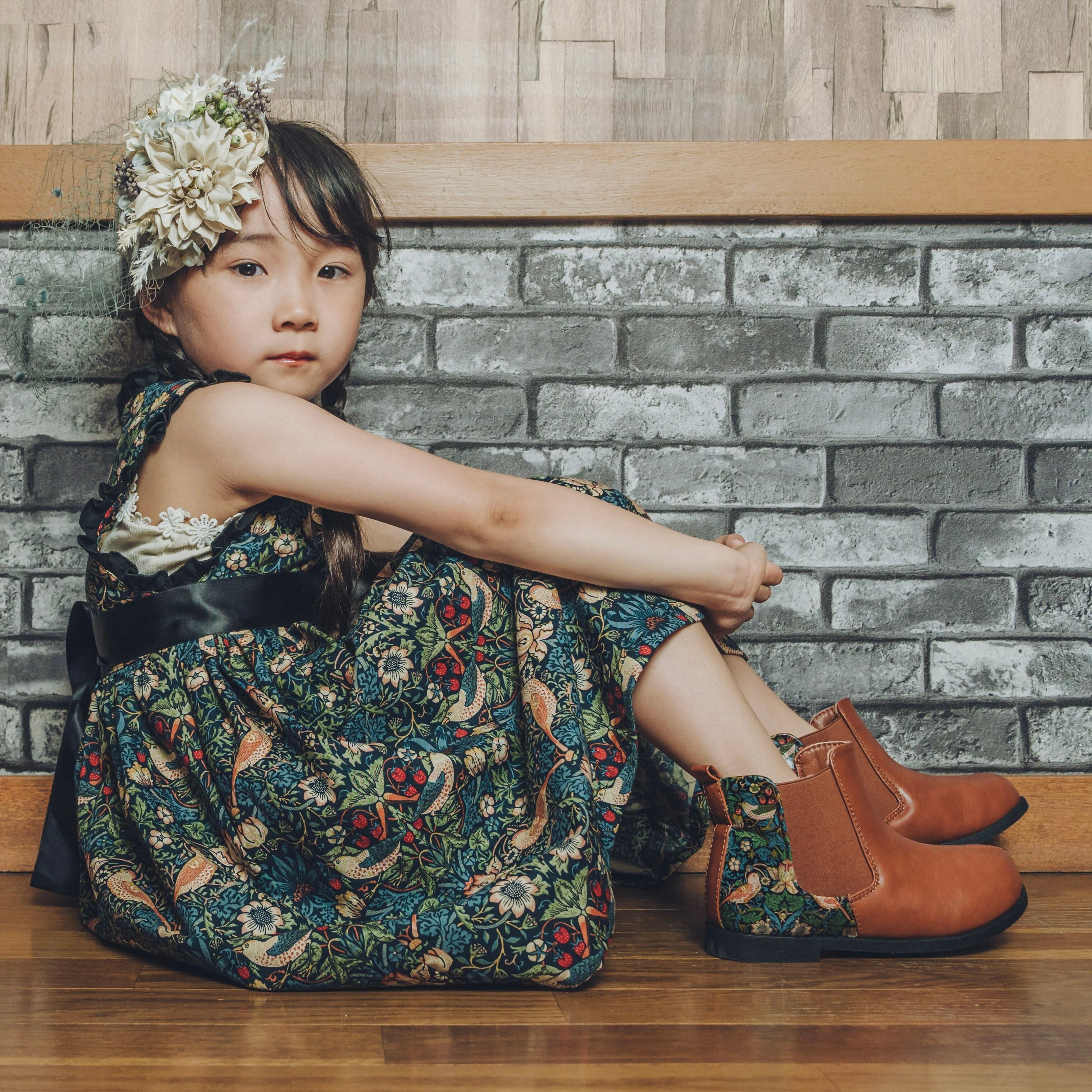 Girls モリスで着飾るクラシカルワンピース/ウィリアムモリスいちご泥棒生地使用/総柄/お揃い/ペア