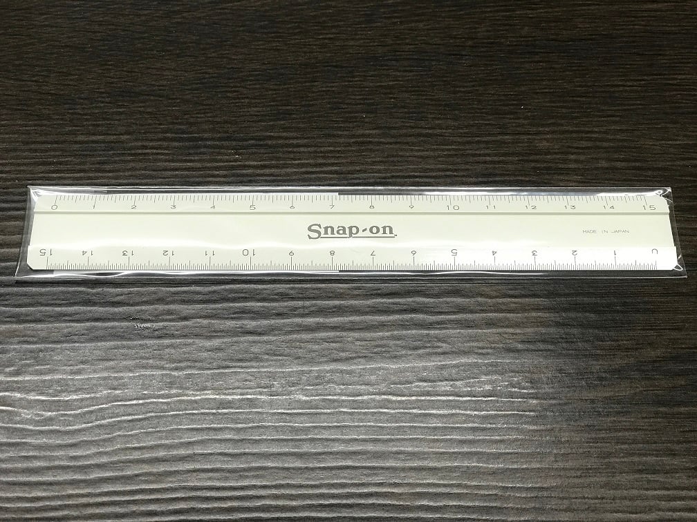 スナップオン　アルミスケール　定規　15cm　レッド　ブラック　ホワイト Snap-on スナップオン スケール 定規 15cm | キャンプ・アウトドアを車