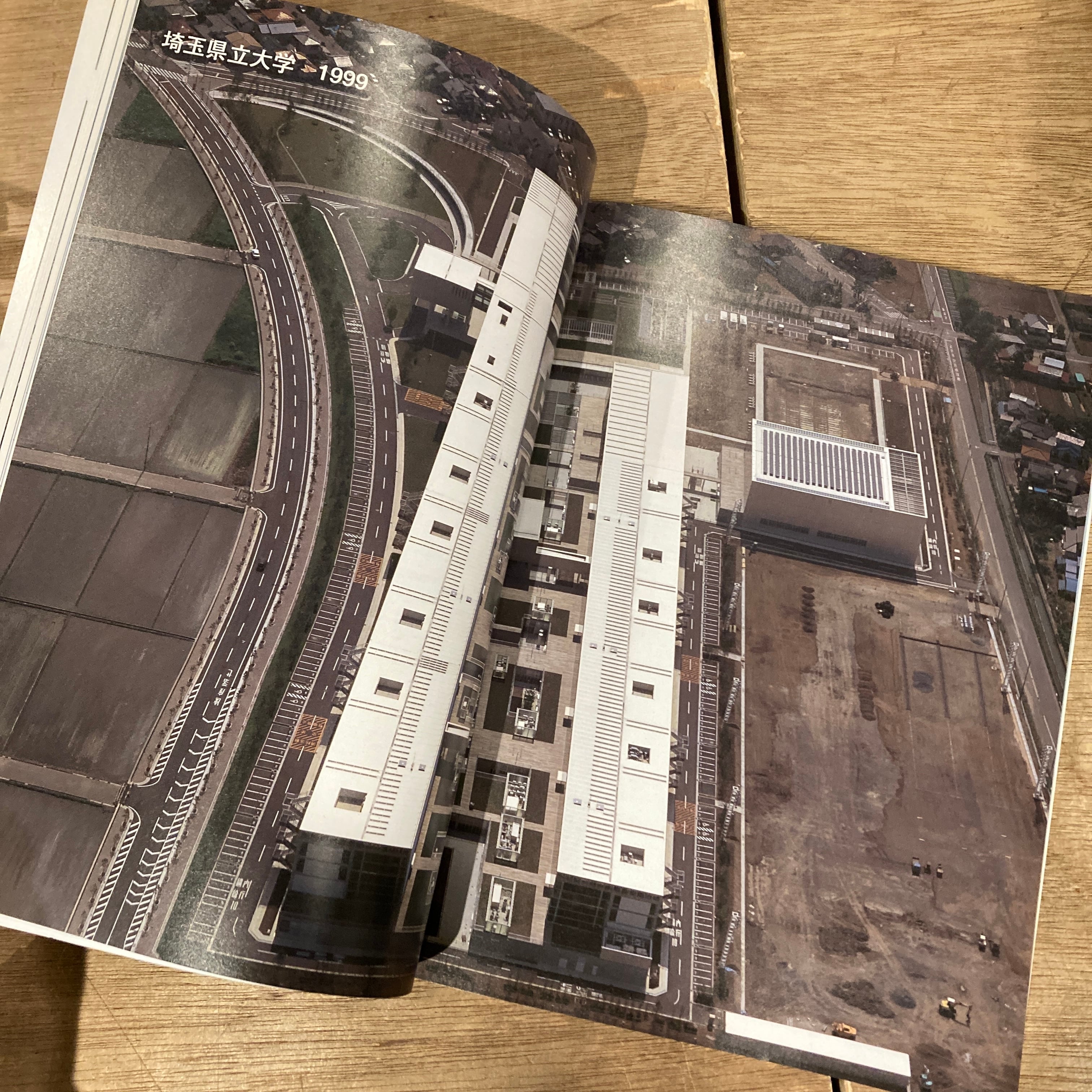 PLOT 01 山本理顕 建築のプロセス Global Architecture | 百年