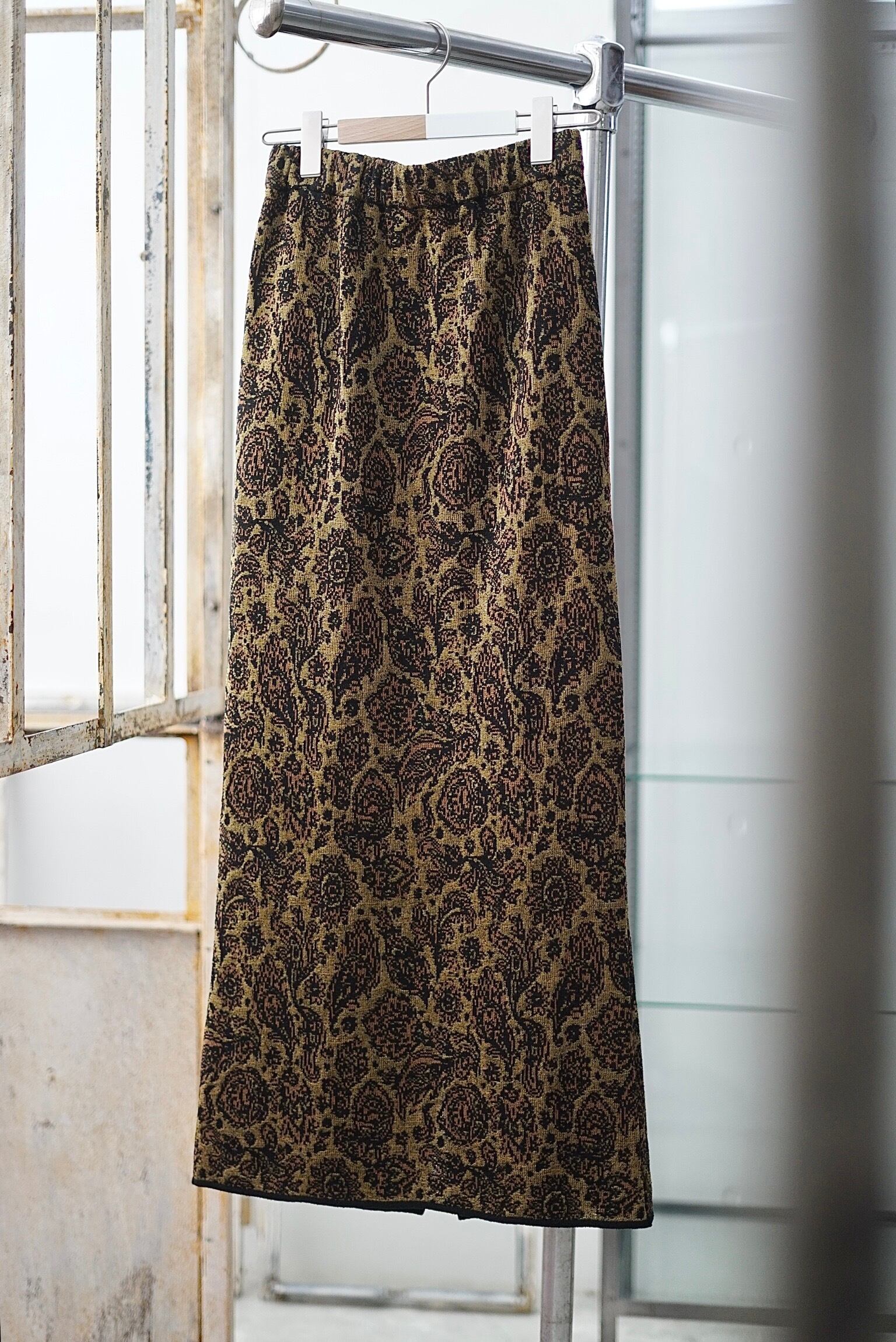 Mediam / Paisley Jacquard Skirt ( Ivory / Green / Black ) | JUQUI