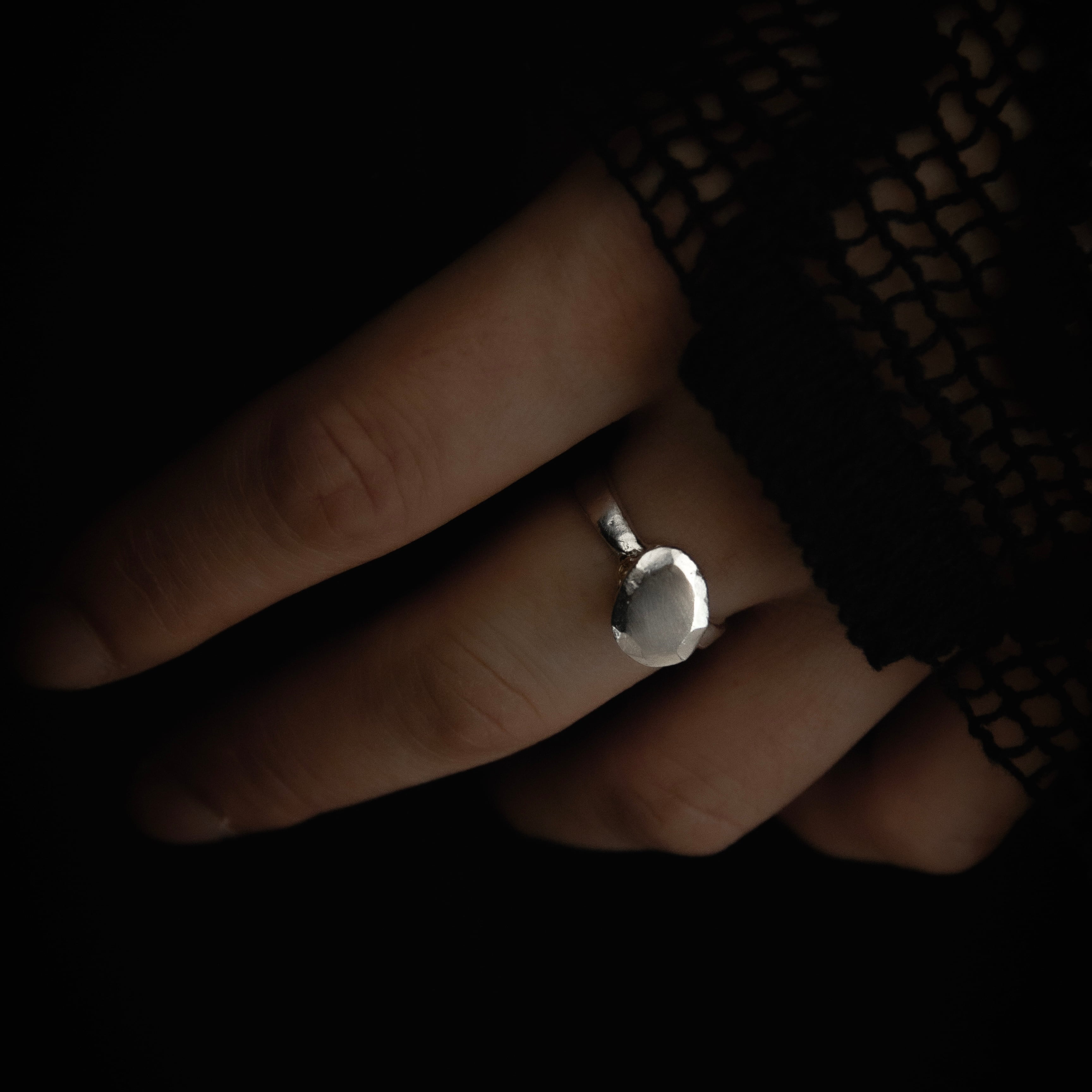 ローズカット・リング