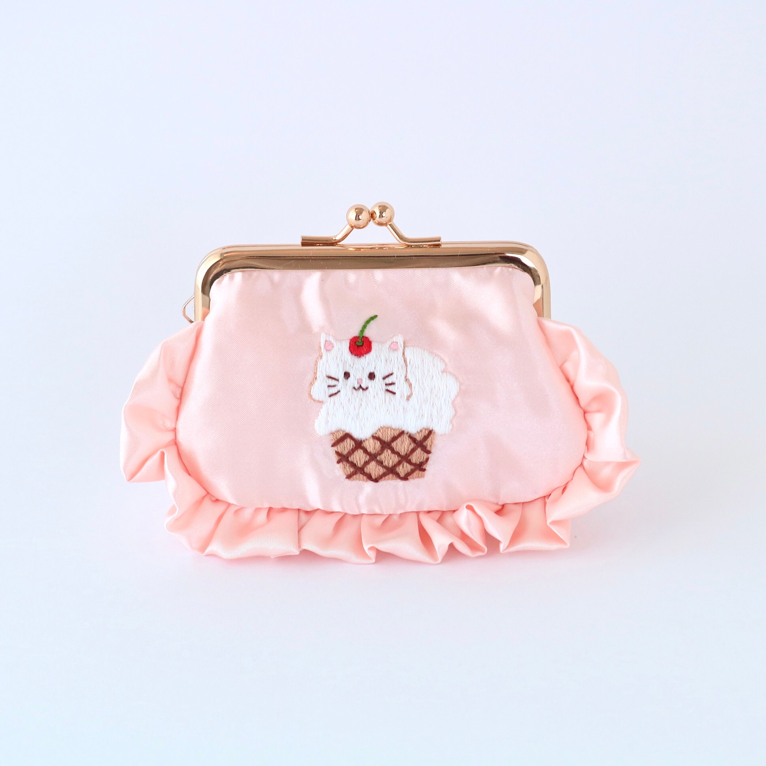 minette“ミネット”手刺繍ポーチのお店