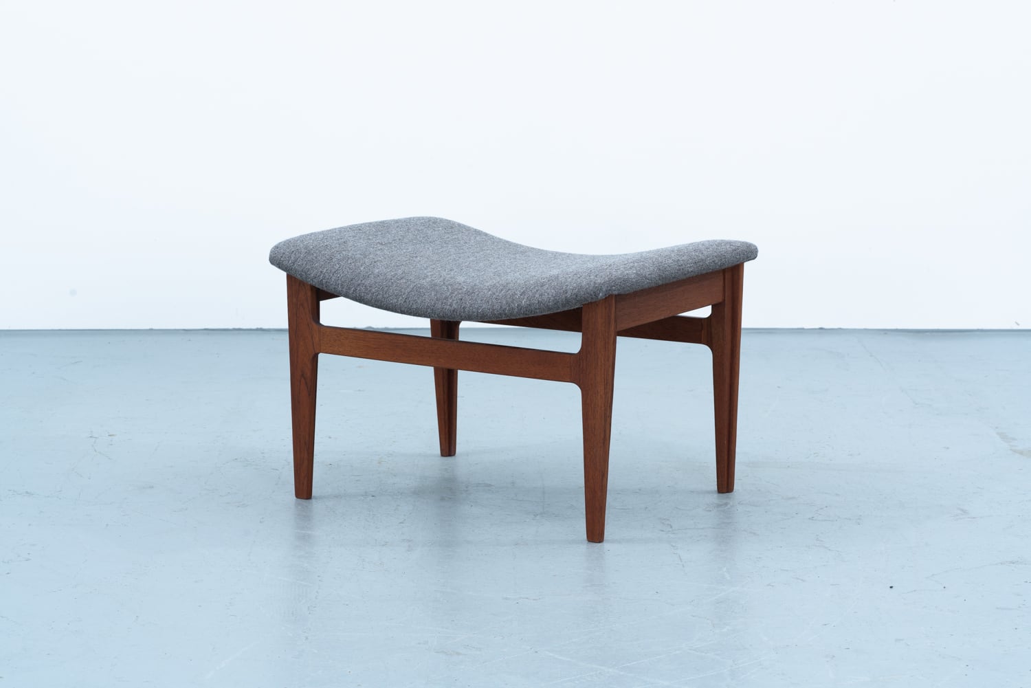 Finn Juhl | フィン ユール | kaikki gallery | 北欧ヴィンテージ家具