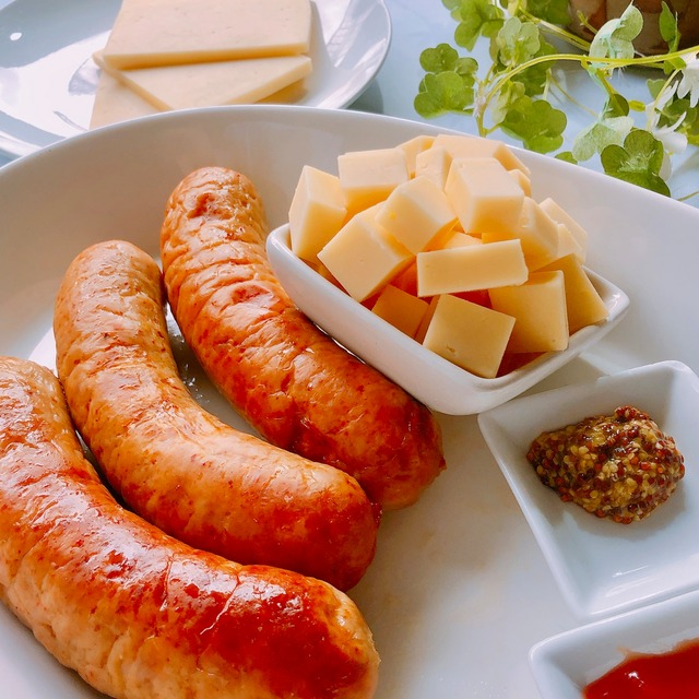 チリ＆アイリッシュチーズ ソーセージ / Chili & Irish Cheese Sausage