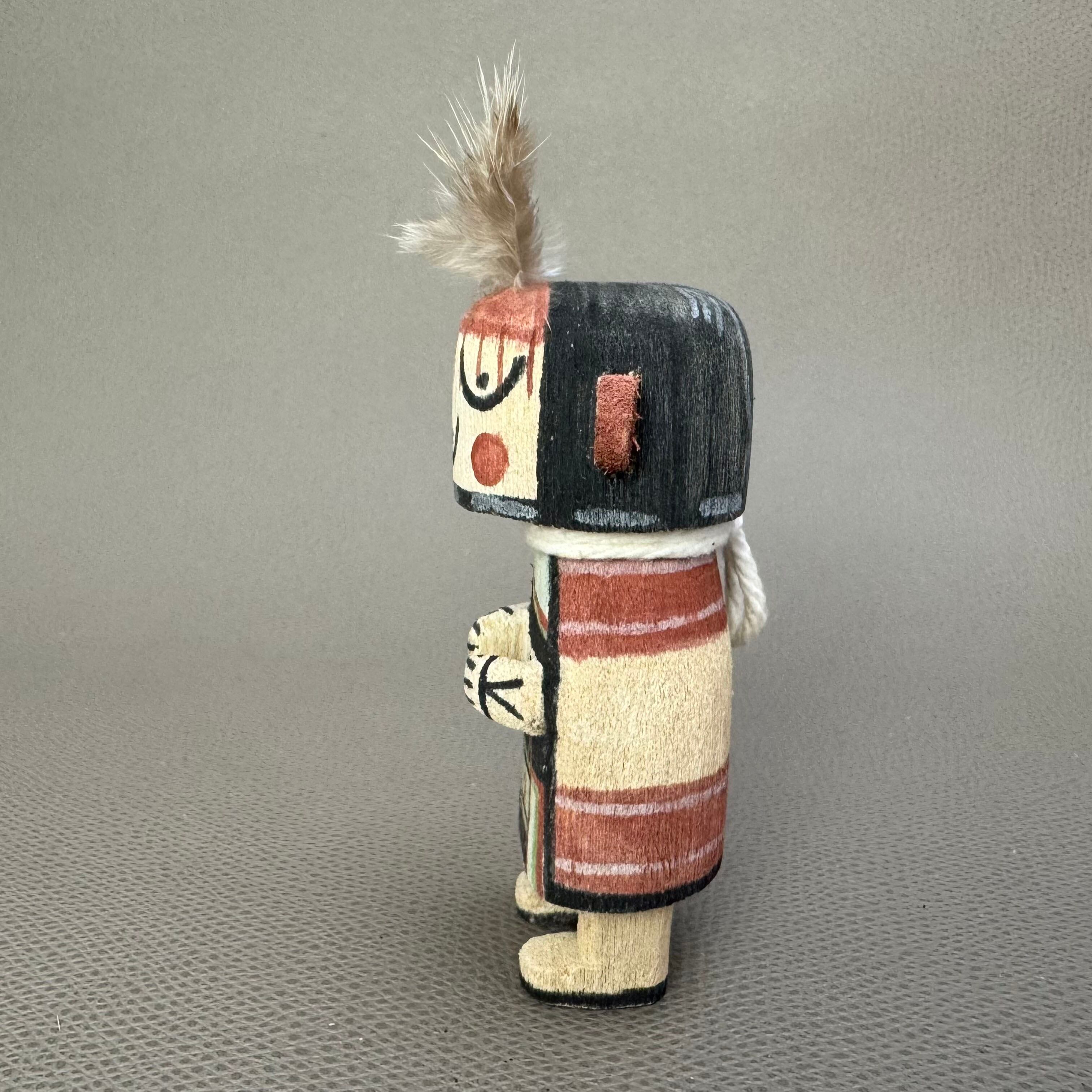 ま*る様 ネイティブアメリカン ホピ族 カチーナ カチナドール HOPI族（ホピ）アーティスト作 Grand Mother カチーナドール INDIAN