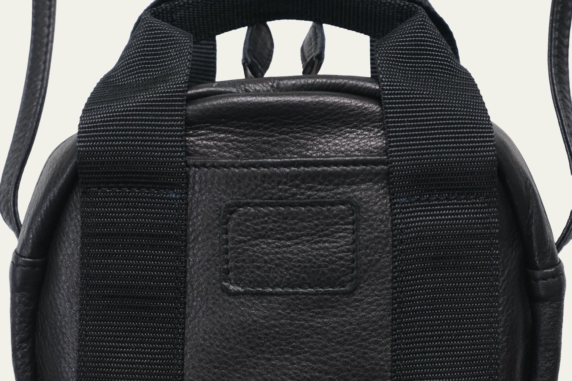 FUJITO Leather Helmet Pouch Black | Directors Web Shop
