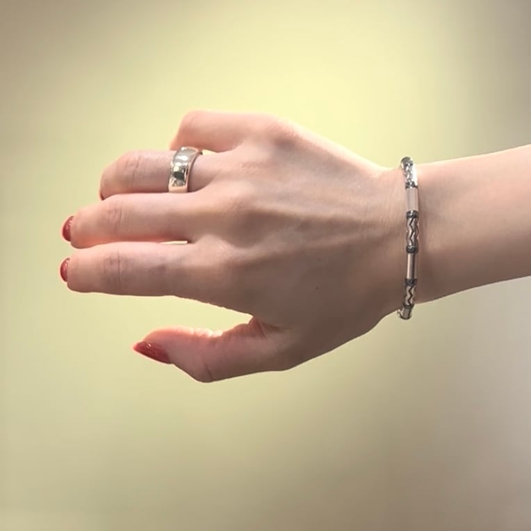 希少【TIFFANY&CO.】2601 ドイツ製 幾何学ヘマタイトジグザグ