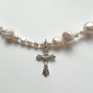 White Pearl Necklace