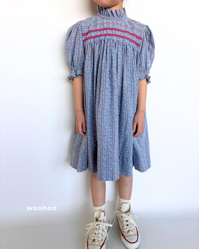 【4-5T相当・vintage】フローラル柄ワンピース