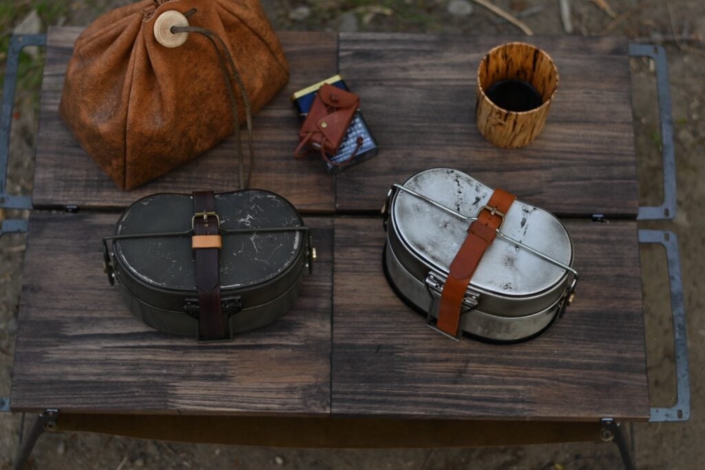 moose room works Stag & Folding Table「patan」 | sotosotodays