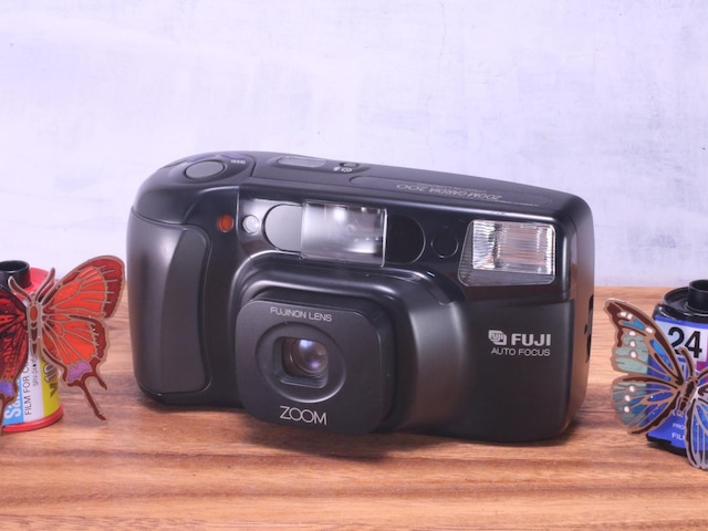 FUJIFILM ZOOM CARDIA 200