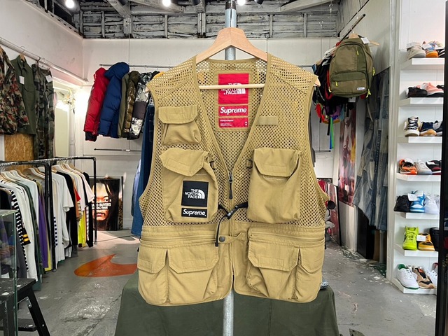 DREAM PRICE!! Supreme × THE NORTH FACE CARGO VEST GOLD MEDIUM 93049